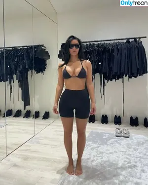 Kim Kardashian / KimKardashian / kimkadarshian nude photo #5927