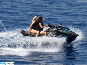Kim Kardashian / KimKardashian / kimkadarshian nude photo #5956