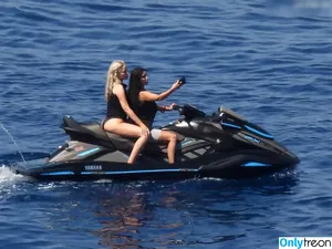 Kim Kardashian / KimKardashian / kimkadarshian nude photo #5958