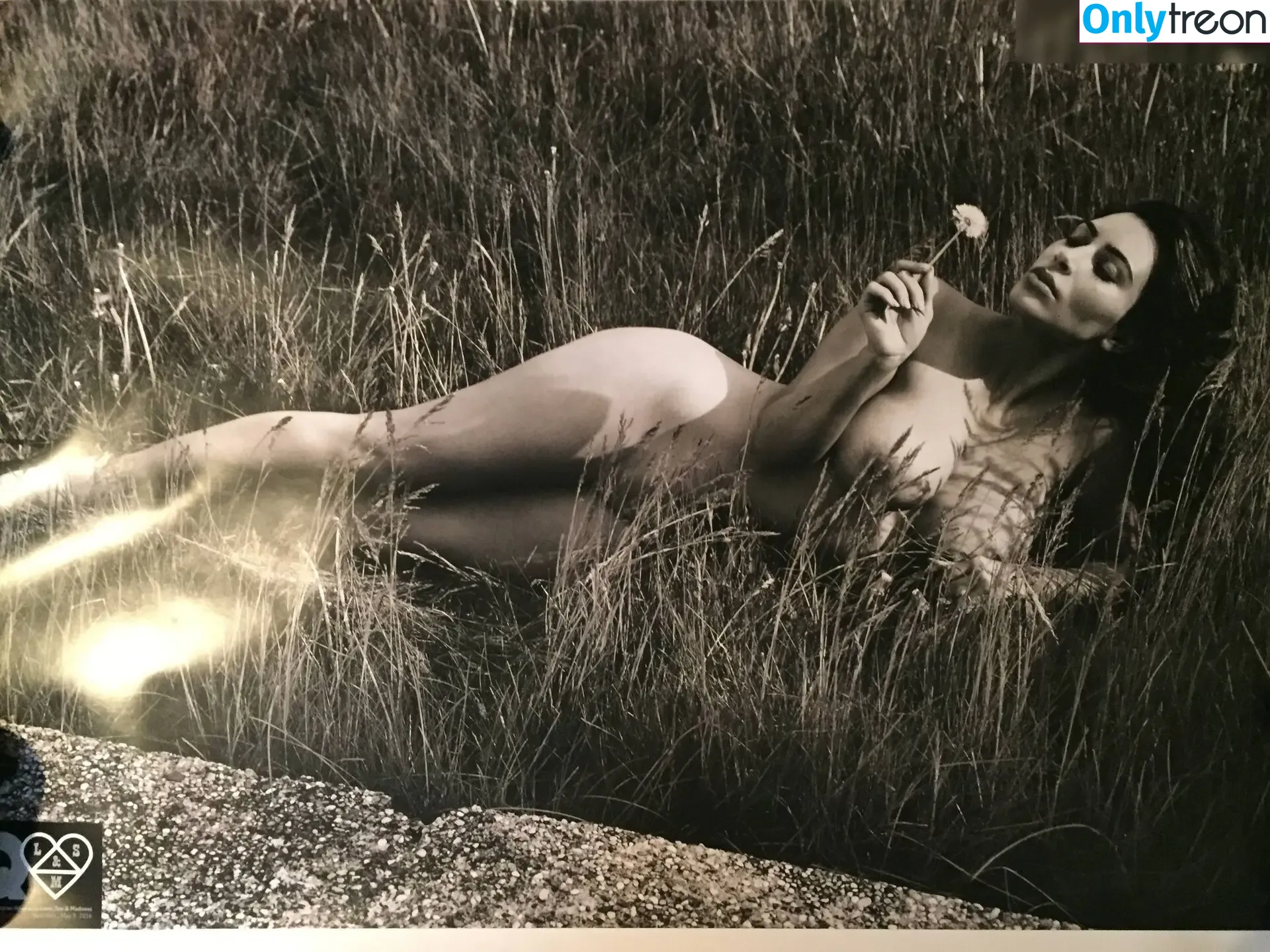 Kim Kardashian nude photo #5082 (KimKardashian / kim_kardashian)