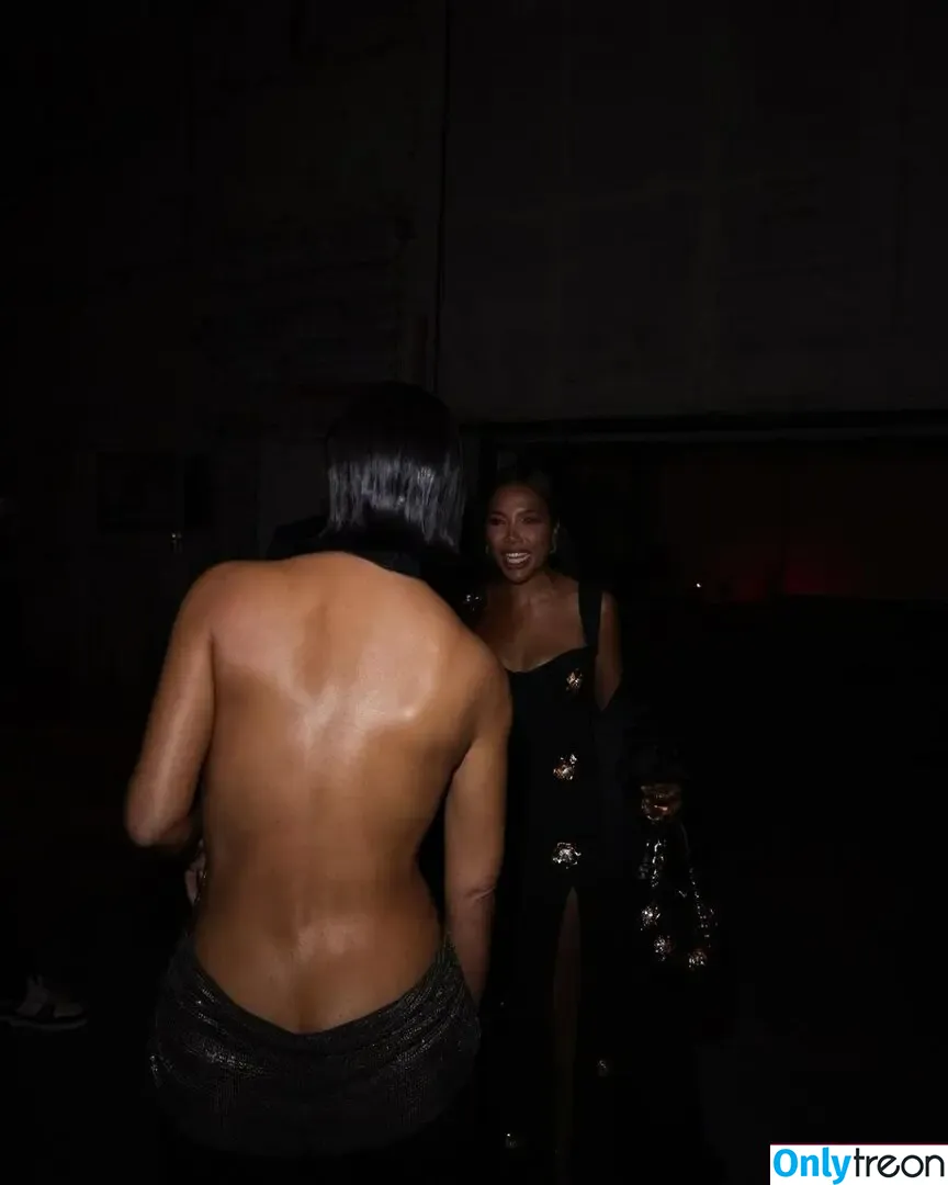 Kim Kardashian nude photo #5164 (KimKardashian / kim_kardashian)