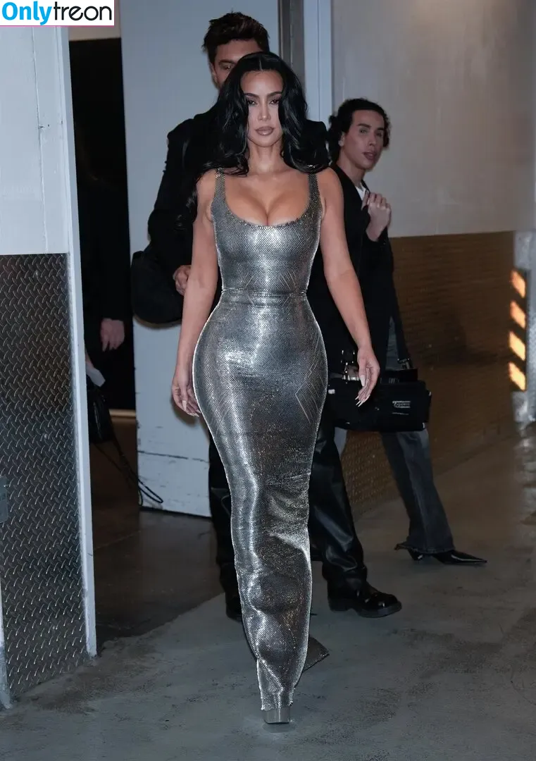 Kim Kardashian nude photo #5209 (KimKardashian / kim_kardashian)