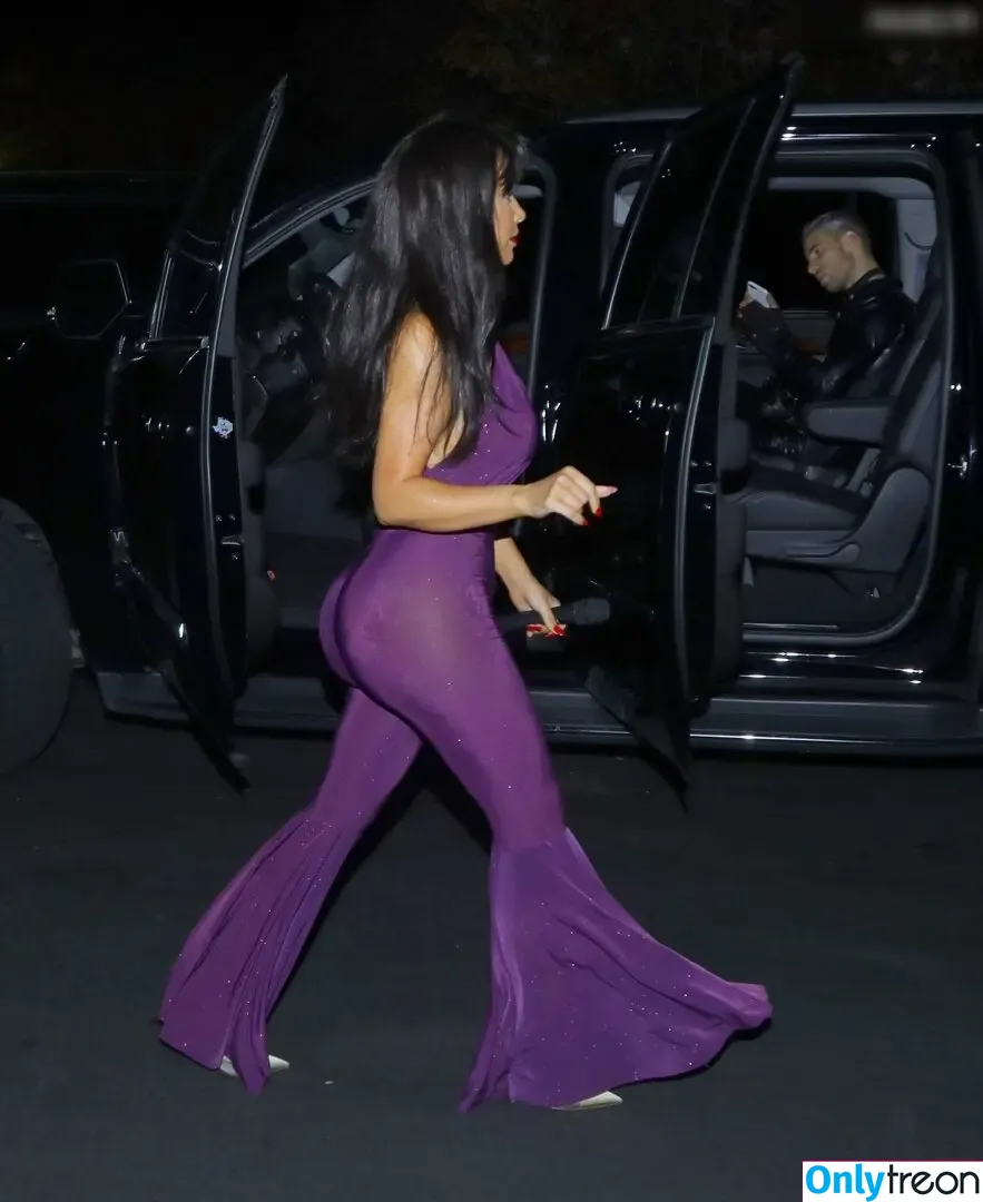 Kim Kardashian nude photo #5308 (KimKardashian / kim_kardashian)
