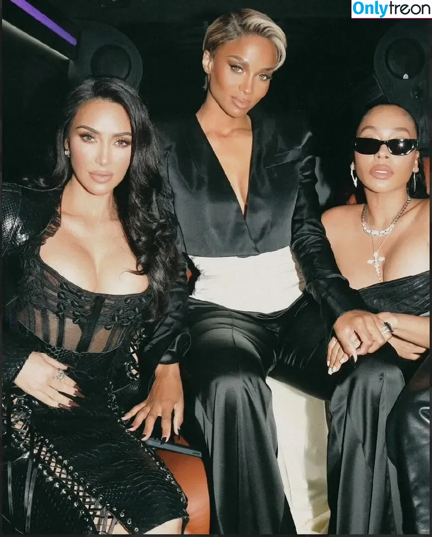 Kim Kardashian nude photo #5782 (KimKardashian / kim_kardashian)