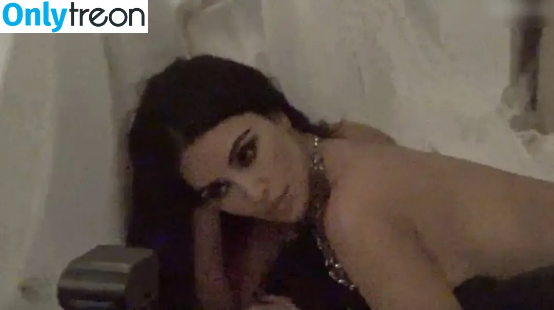 Kim Kardashian nude photo #5951 (KimKardashian / kim_kardashian)