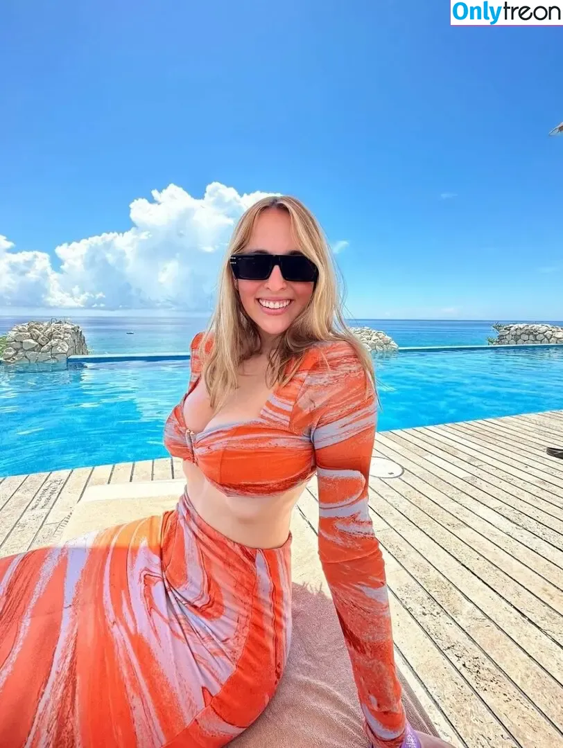 Kim Migneault nude photo #0050 (kimmigneault / kimmigneaultxox)