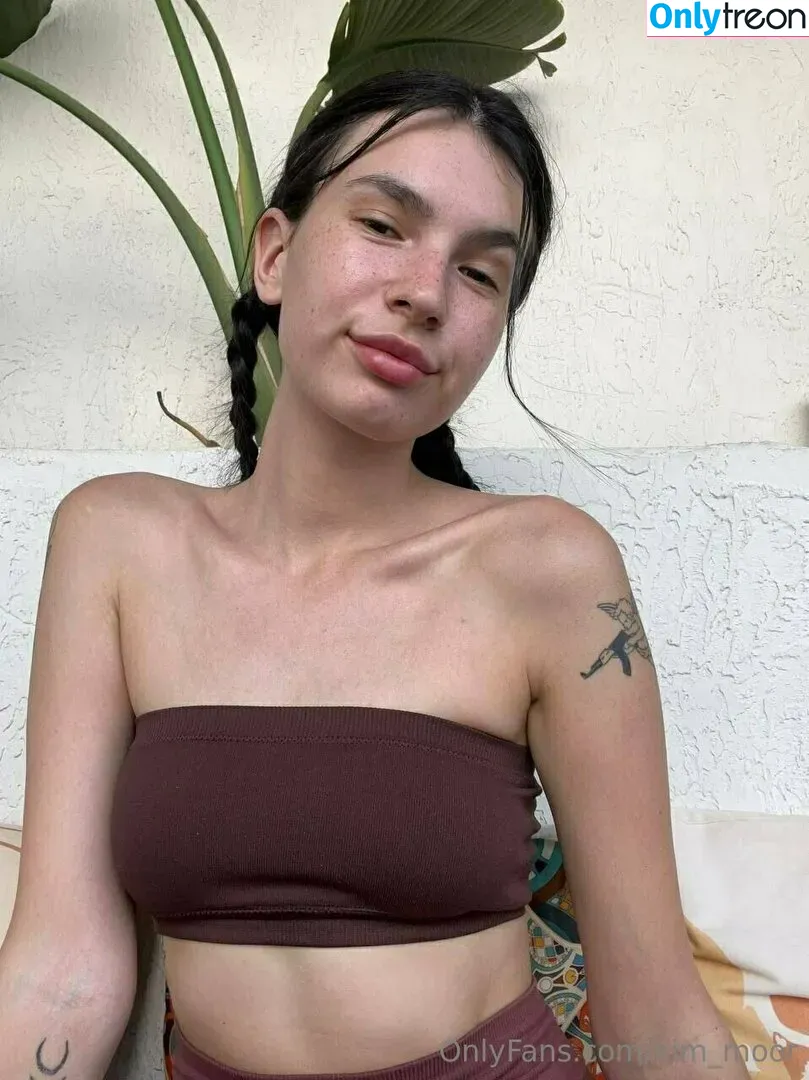 Kim Moor nude photo #0196 (_HornyBaby_ / kim_moor / kimberlinajm)