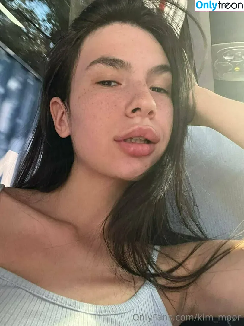 Kim Moor nude photo #0201 (_HornyBaby_ / kim_moor / kimberlinajm)