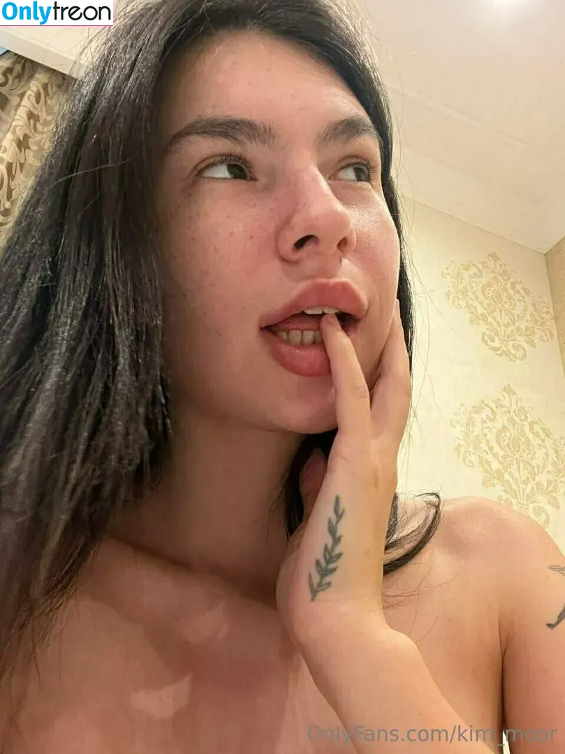 Kim Moor nude photo #0203 (_HornyBaby_ / kim_moor / kimberlinajm)