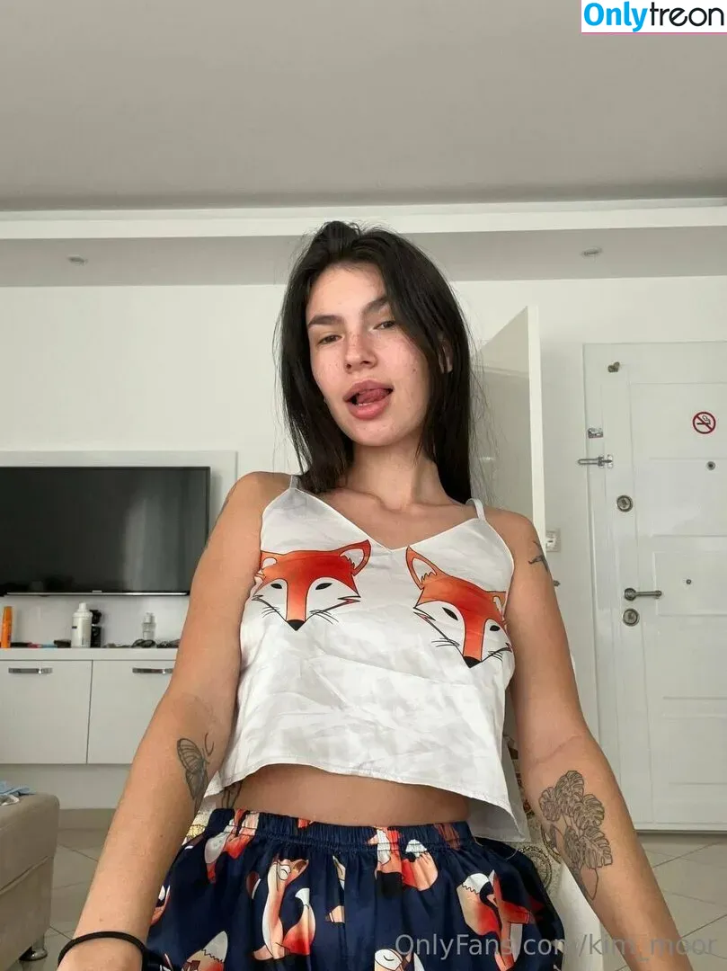 Kim Moor nude photo #0225 (_HornyBaby_ / kim_moor / kimberlinajm)