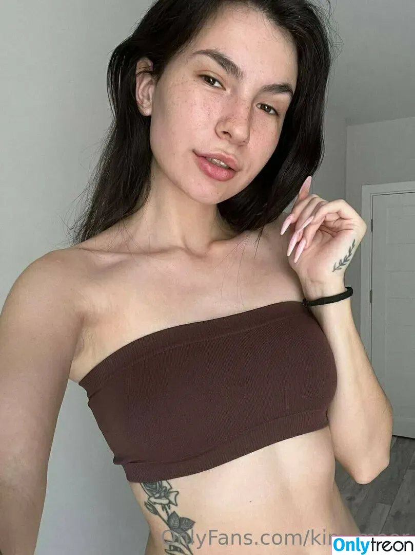Kim Moor nude photo #0232 (_HornyBaby_ / kim_moor / kimberlinajm)