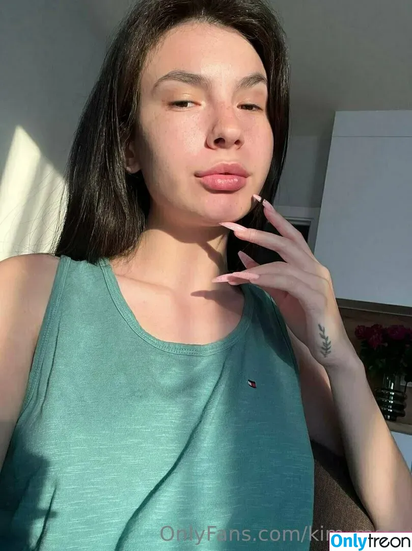 Kim Moor nude photo #0234 (_HornyBaby_ / kim_moor / kimberlinajm)