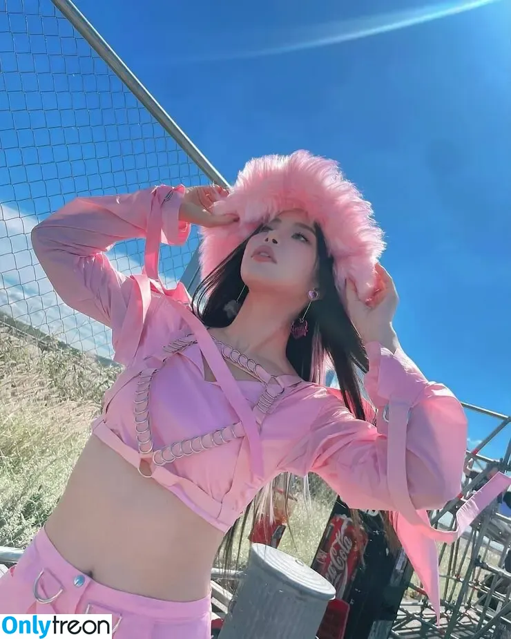 Kim Yong-sun nude photo #0015 (sailorsolar / solarkeem)