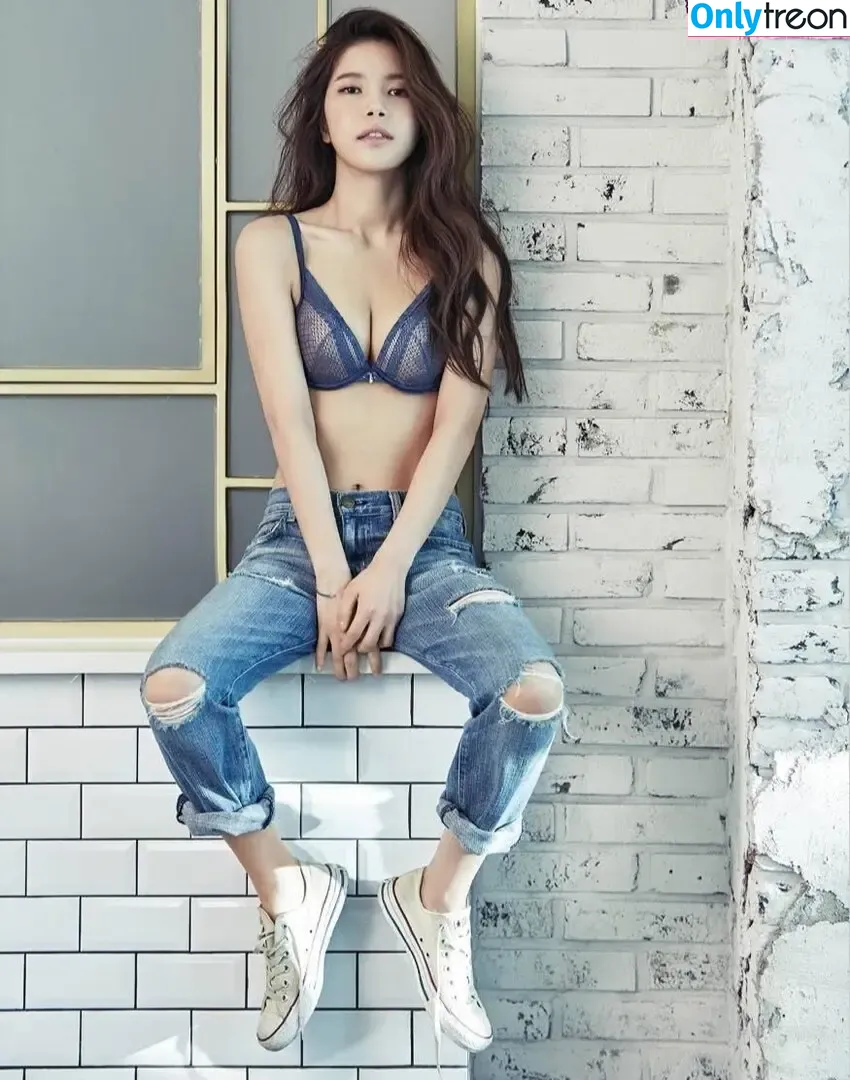 Kim Yong-sun nude photo #0027 (sailorsolar / solarkeem)