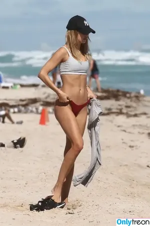 Kimberley Garner / kimberleygarner nude photo #0356