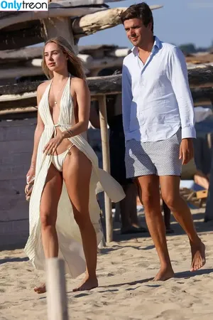 Kimberley Garner / kimberleygarner nude photo #0755