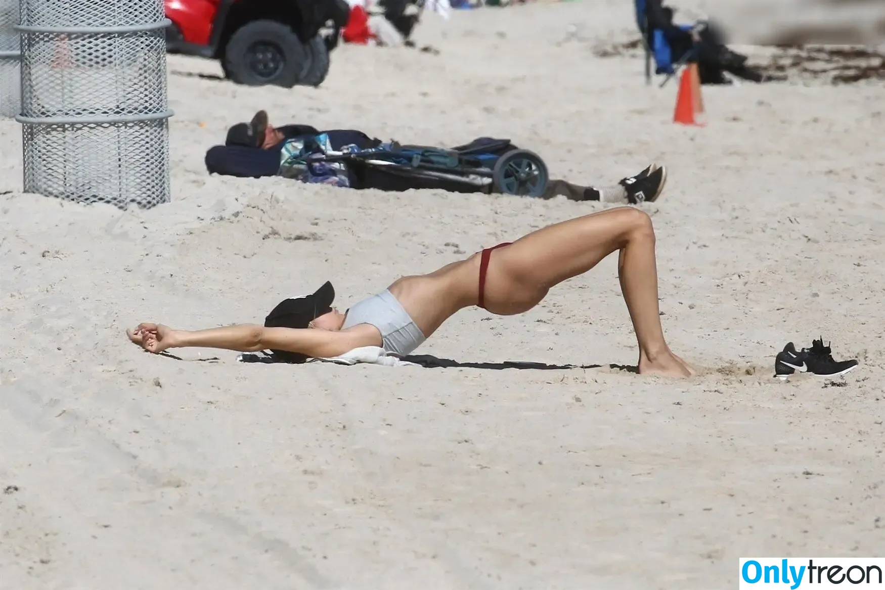 Kimberley Garner nude photo #0350 (kimberleygarner)
