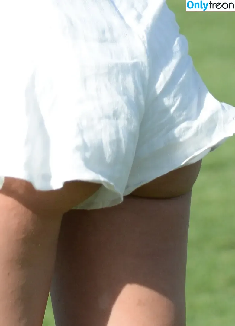 Kimberley Garner nude photo #0385 (kimberleygarner)