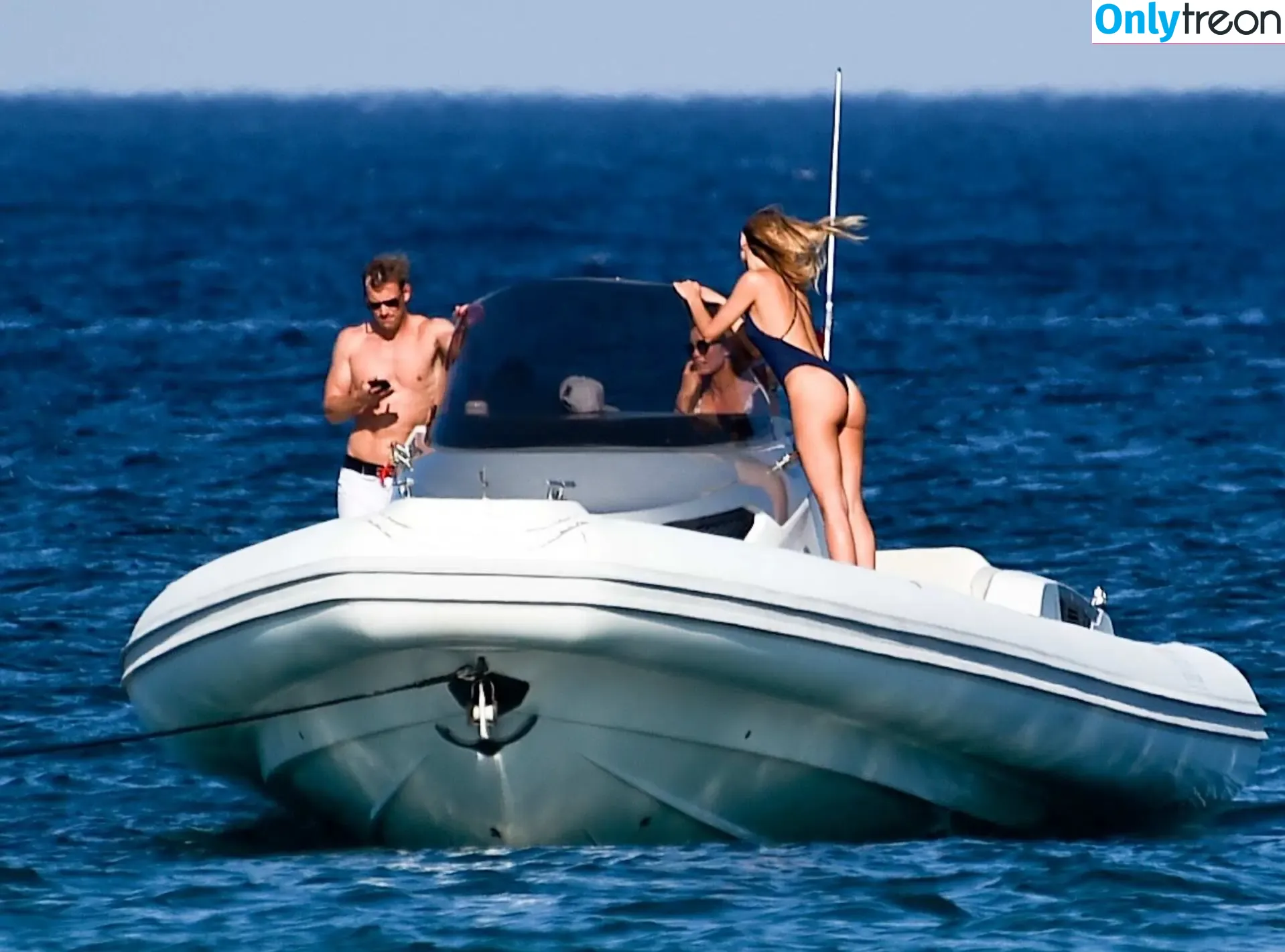 Kimberley Garner nude photo #0396 (kimberleygarner)