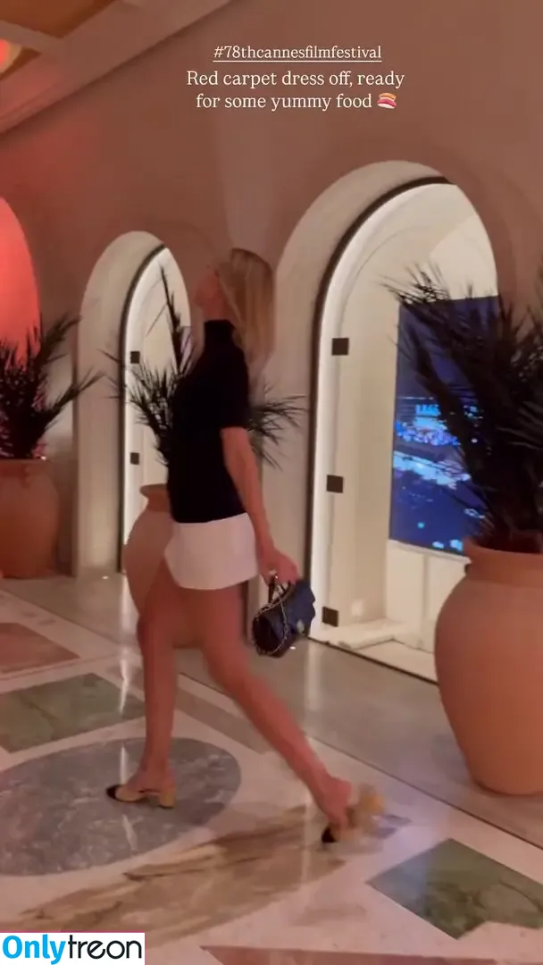 Kimberley Garner nude photo #0740 (kimberleygarner)