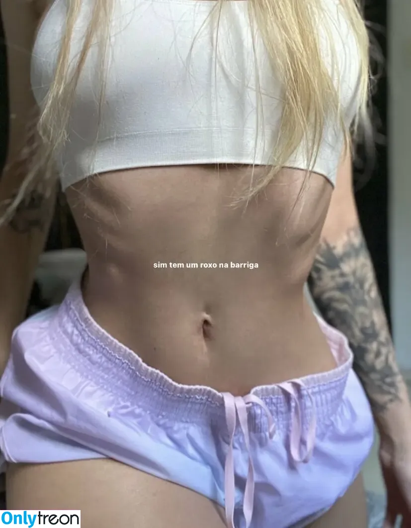 Kimberly Aroa nude photo #0006 (aroasccp / kimberlyaroab / kimberlykristinexx)