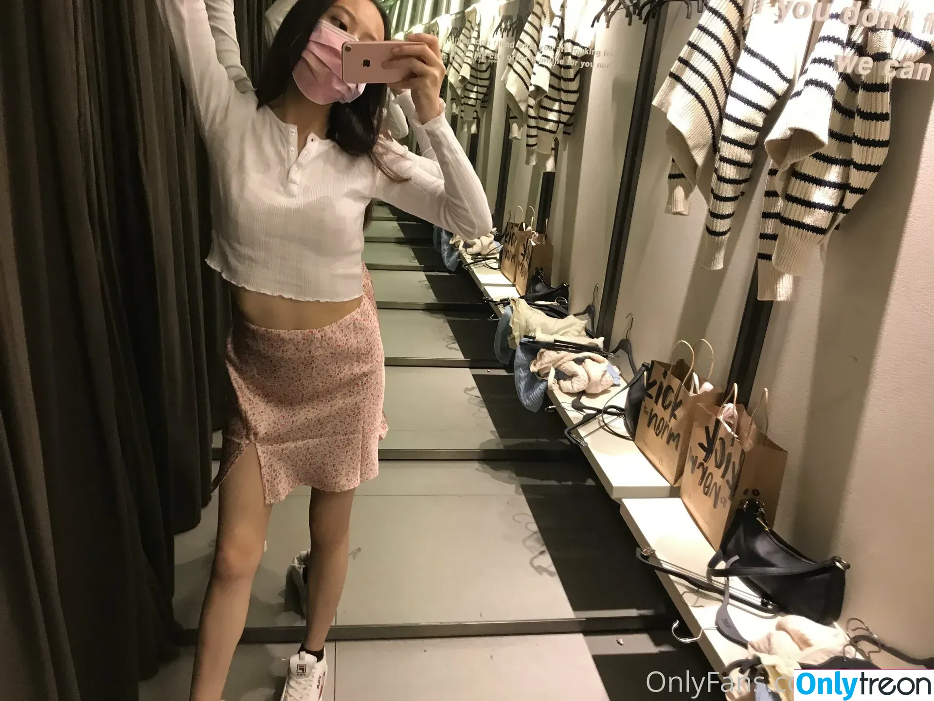 kimbyx nude photo #0024 (xkimby_x)
