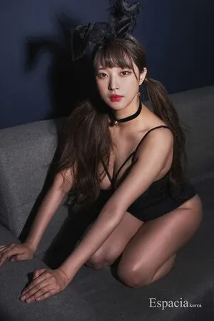 kimgapju nude photo #0037