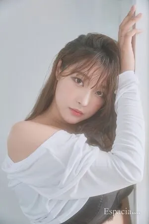 kimgapju nude photo #0072