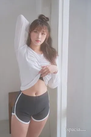 kimgapju nude photo #0075