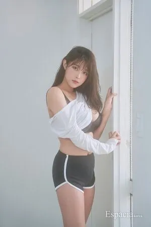 kimgapju nude photo #0081