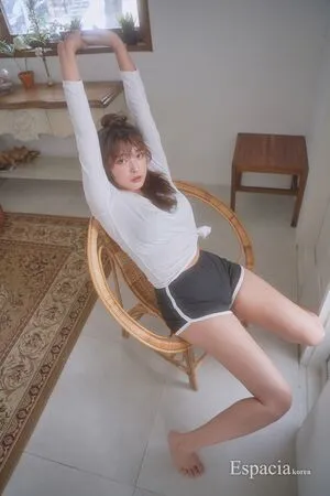kimgapju nude photo #0099