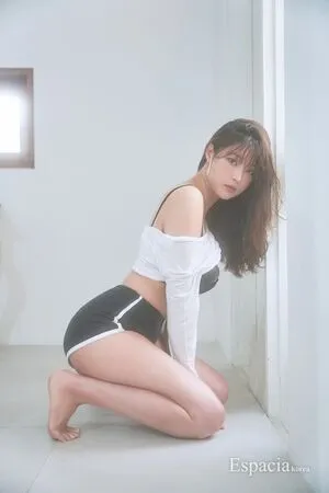 kimgapju nude photo #0106