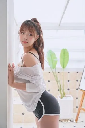 kimgapju nude photo #0108