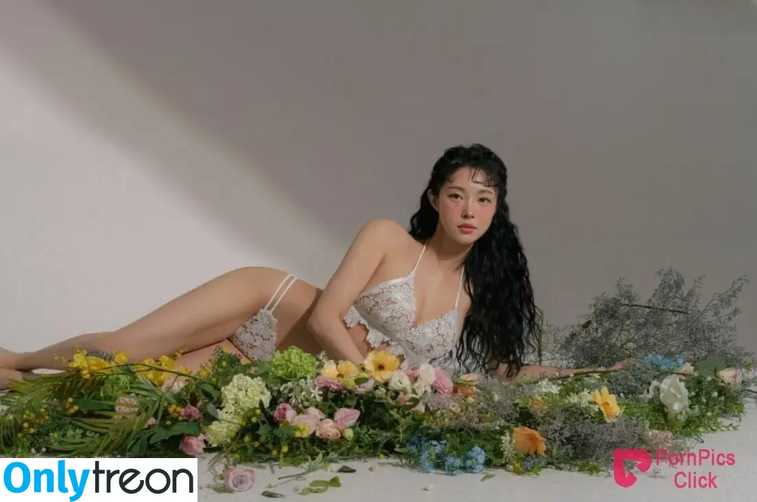 kimgapju nude photo #0385 (kimgapju)