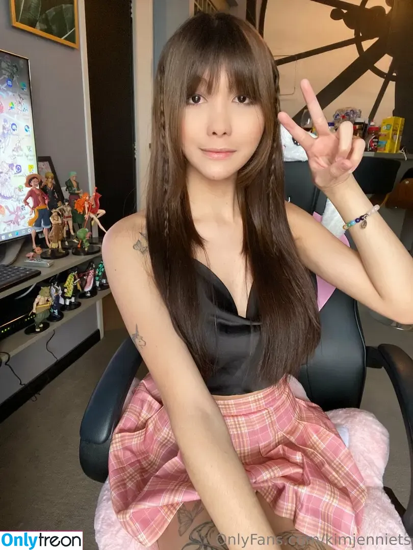 kimjenniets nude photo #0001 (kimjenniets)