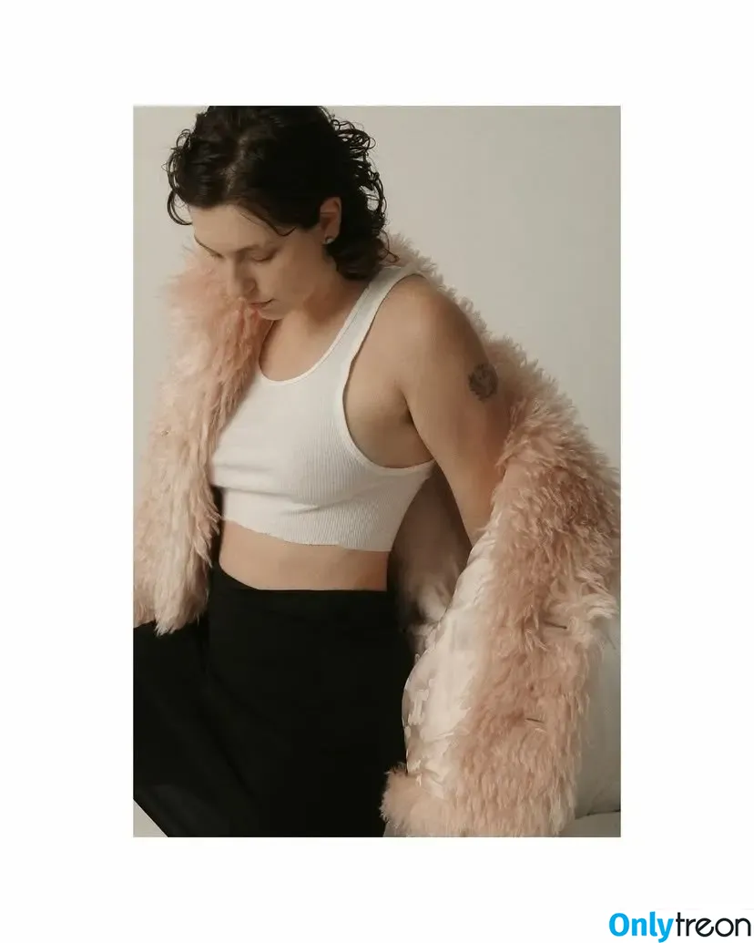 King Princess nude photo #0063 (KingPrincess69)