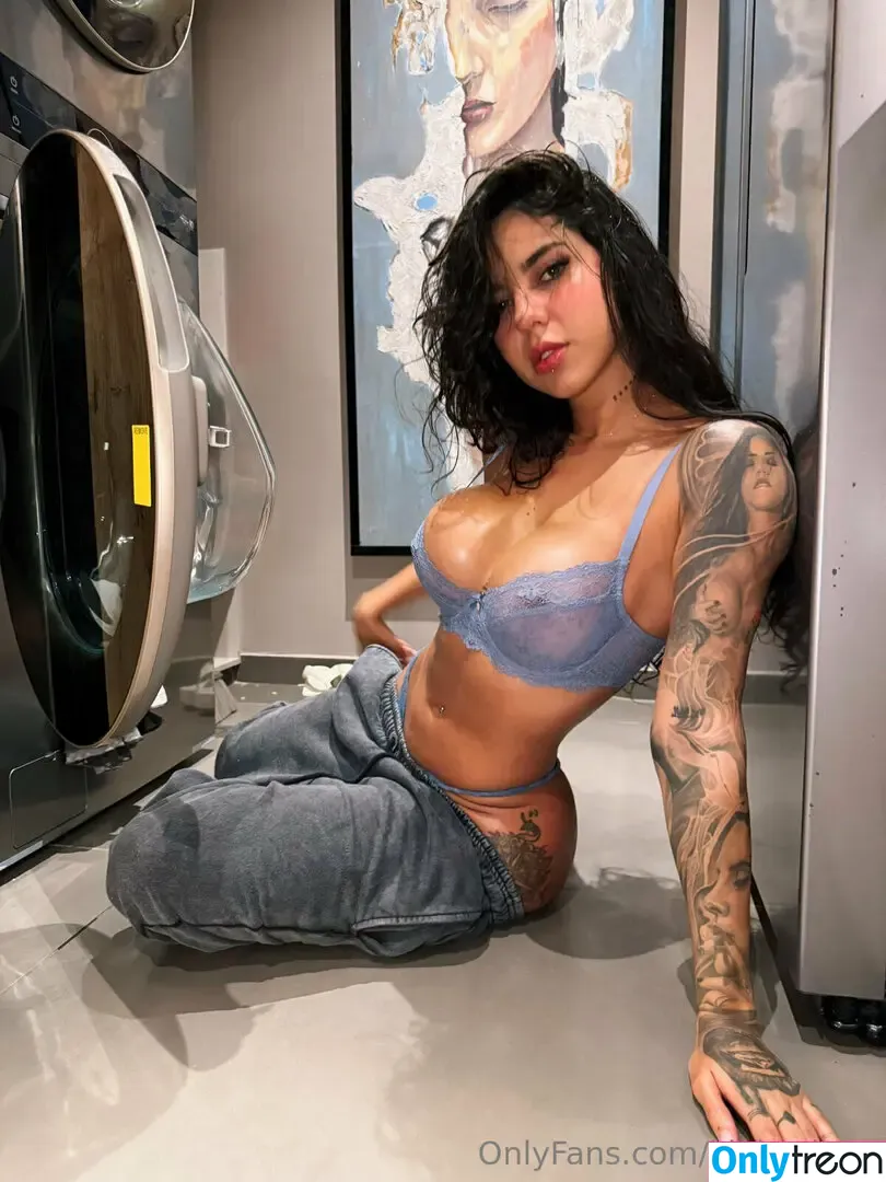 Kinkyalexa nude photo #0268 (alesaknk / alexaknk)