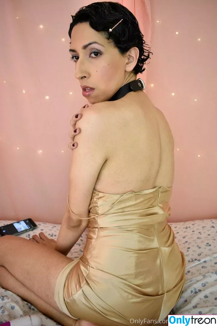 kinkybellahart nude photo #0108 (kinkybellahart)