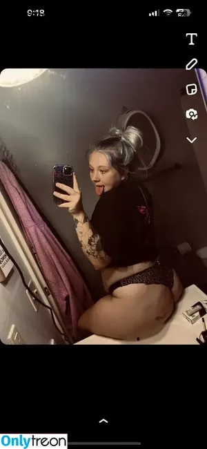 Kinkykinzieee / mammiiy nude photo #0009