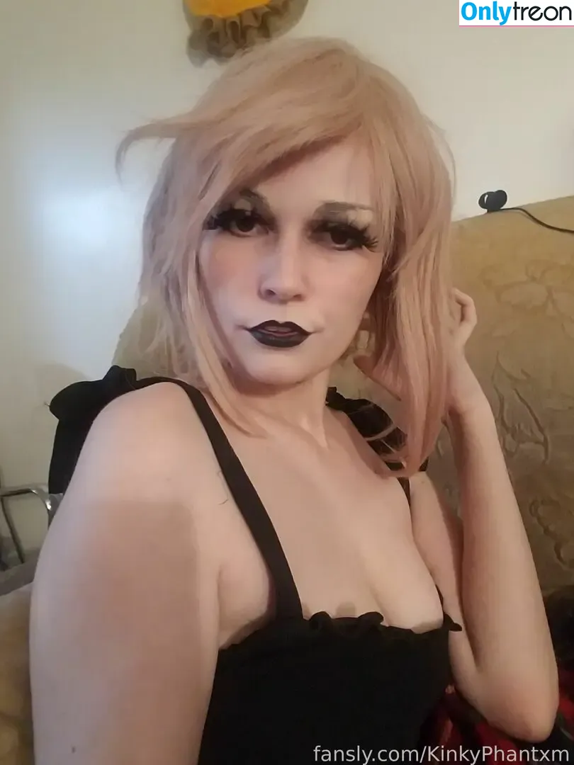 KinkyPhantxm nude photo #0041 (kinkyphan_)