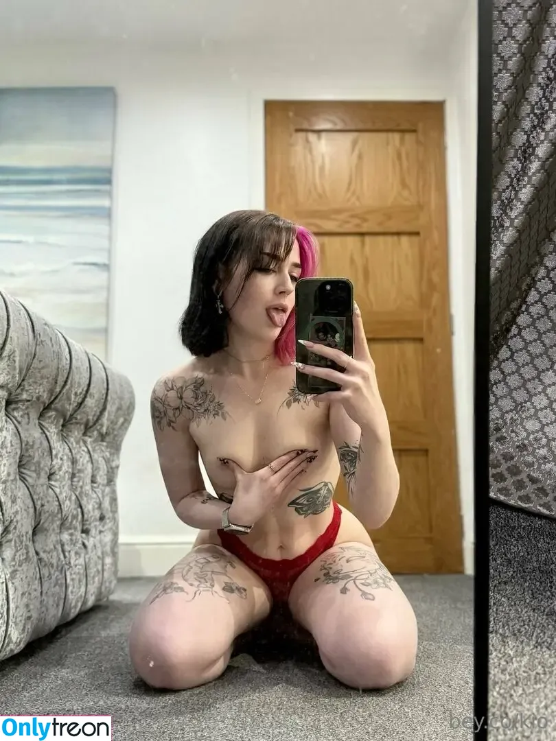 kiobey nude photo #0027 (stvklby)