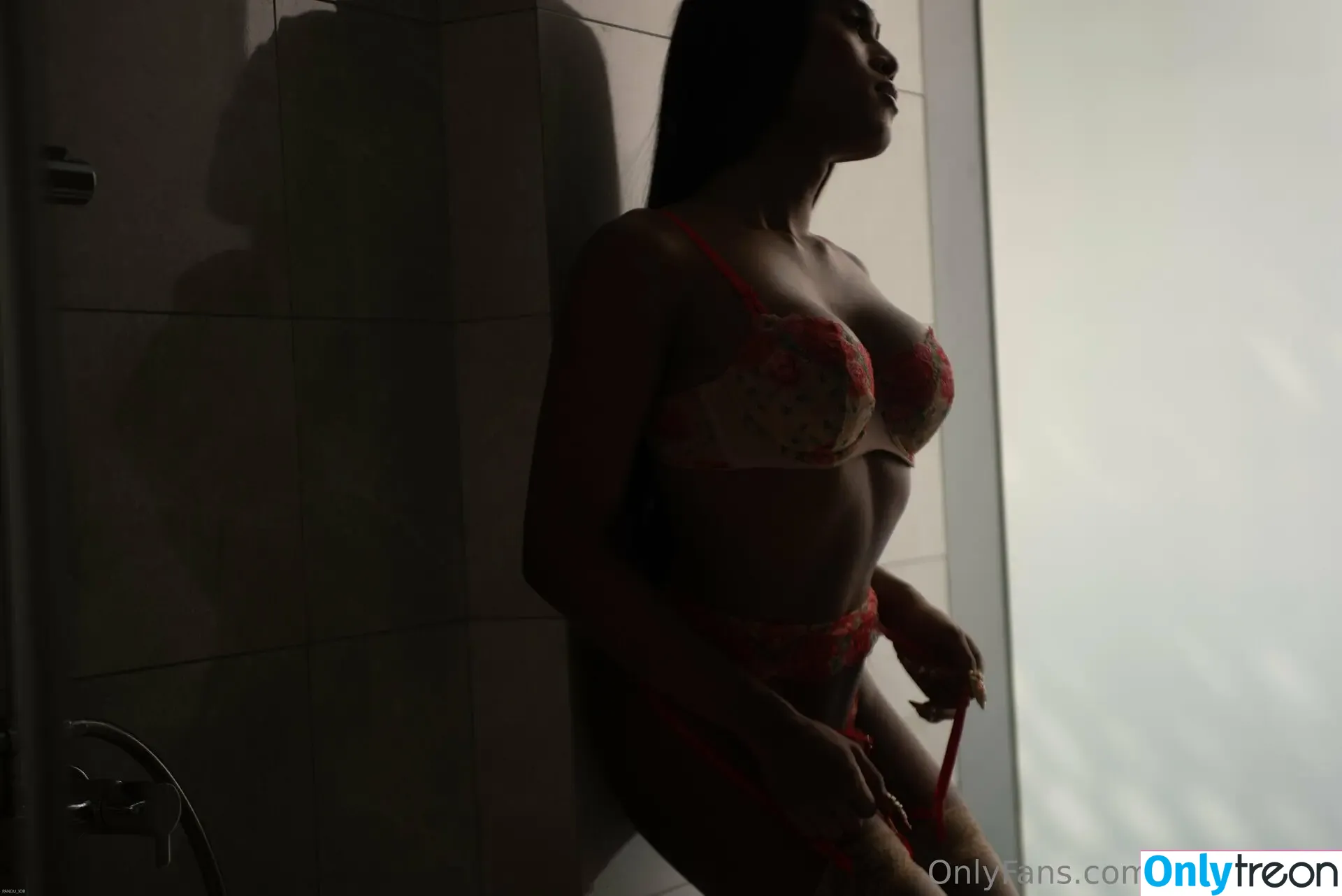 kira.asia.ts nude photo #0083 (kiraasiagrup)