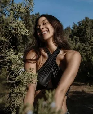 Kira Kosarin / kira_kosarin / kirakosarin nude photo #0004