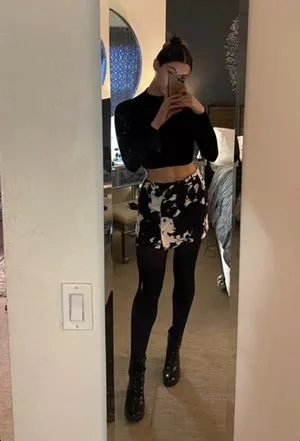 Kira Kosarin / kira_kosarin / kirakosarin nude photo #0008
