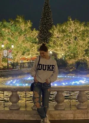 Kira Kosarin / kira_kosarin / kirakosarin nude photo #0009
