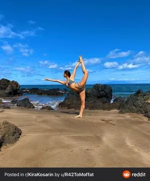 Kira Kosarin / kira_kosarin / kirakosarin nude photo #0113