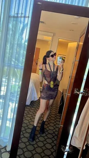 Kira Kosarin / kira_kosarin / kirakosarin nude photo #0211