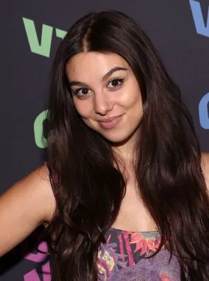 Kira Kosarin / kira_kosarin / kirakosarin nude photo #0219