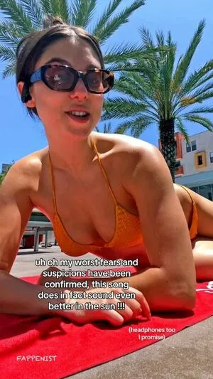 Kira Kosarin / kira_kosarin / kirakosarin nude photo #0384