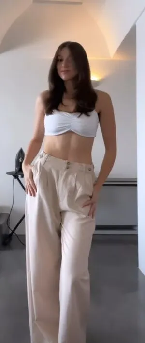 Kira Kosarin / kira_kosarin / kirakosarin nude photo #0405